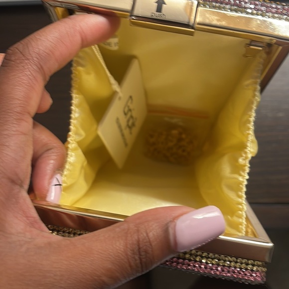 Chocolate money bag clutch - Picture 3 of 6